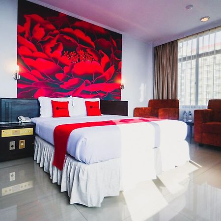 Reddoorz Plus Near Mall Ratu Indah 2 Makassar Eksteriør billede