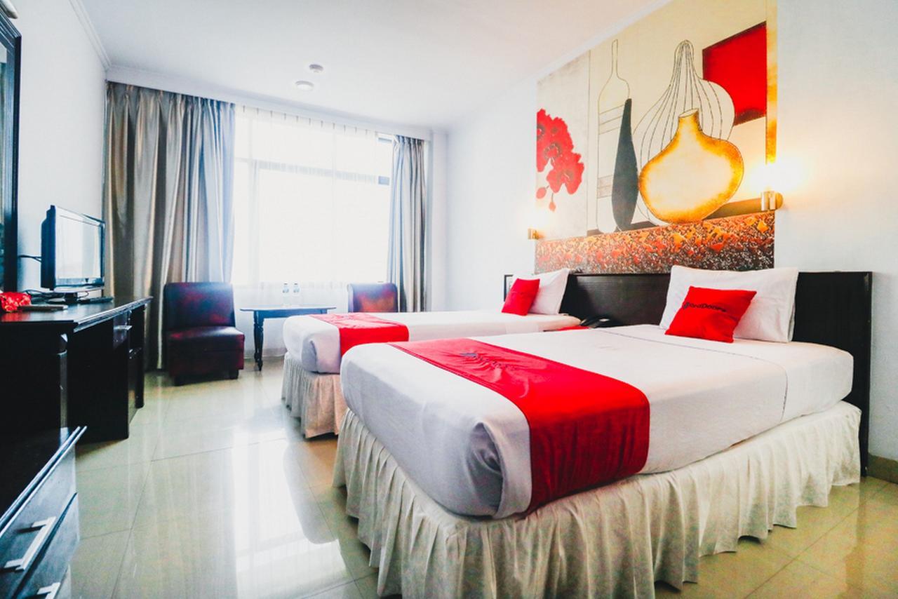 Reddoorz Plus Near Mall Ratu Indah 2 Makassar Eksteriør billede